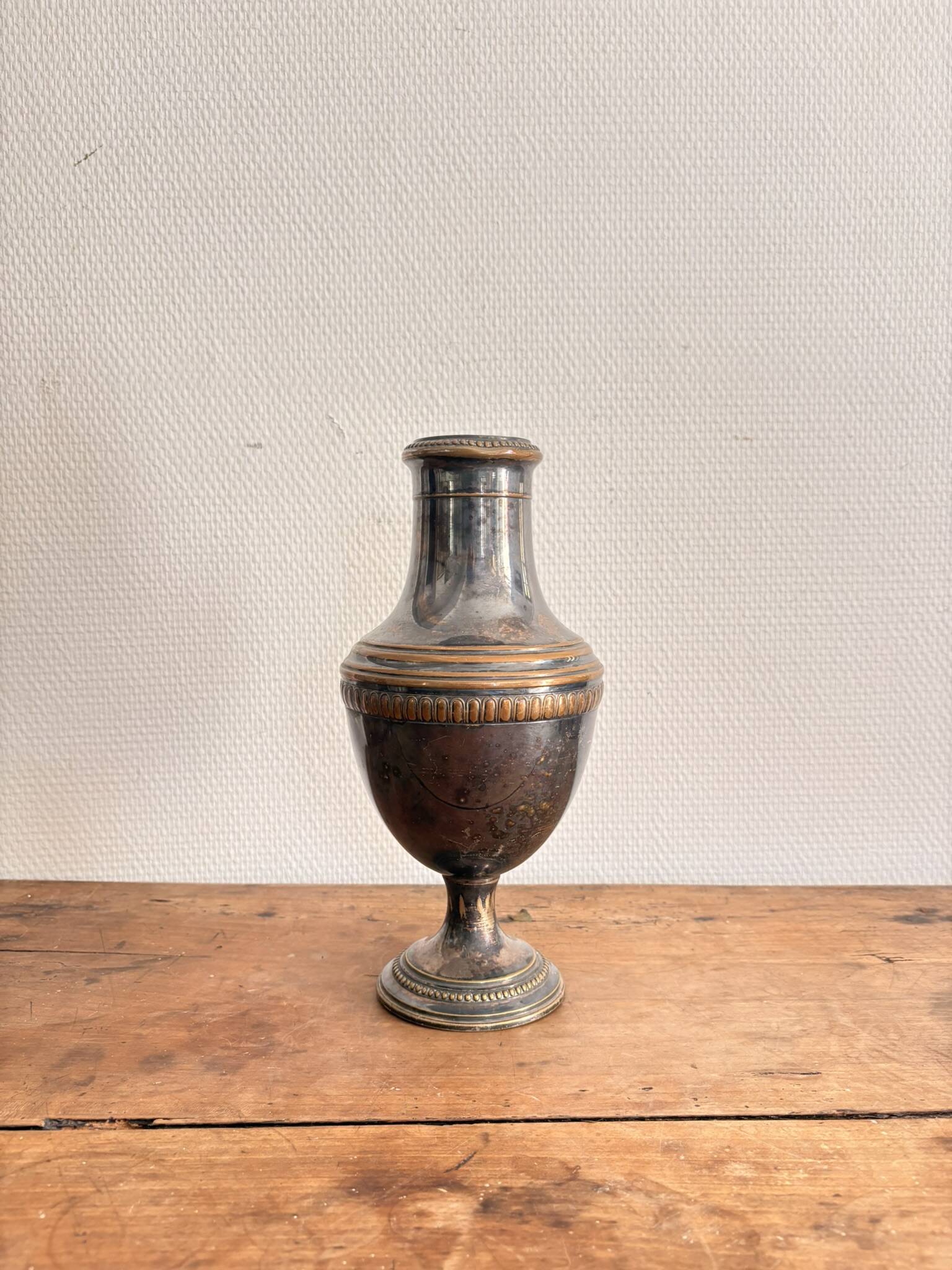 Neo-classical baluster vase, silver-plated, Louis XVI Directoire, 20th century.