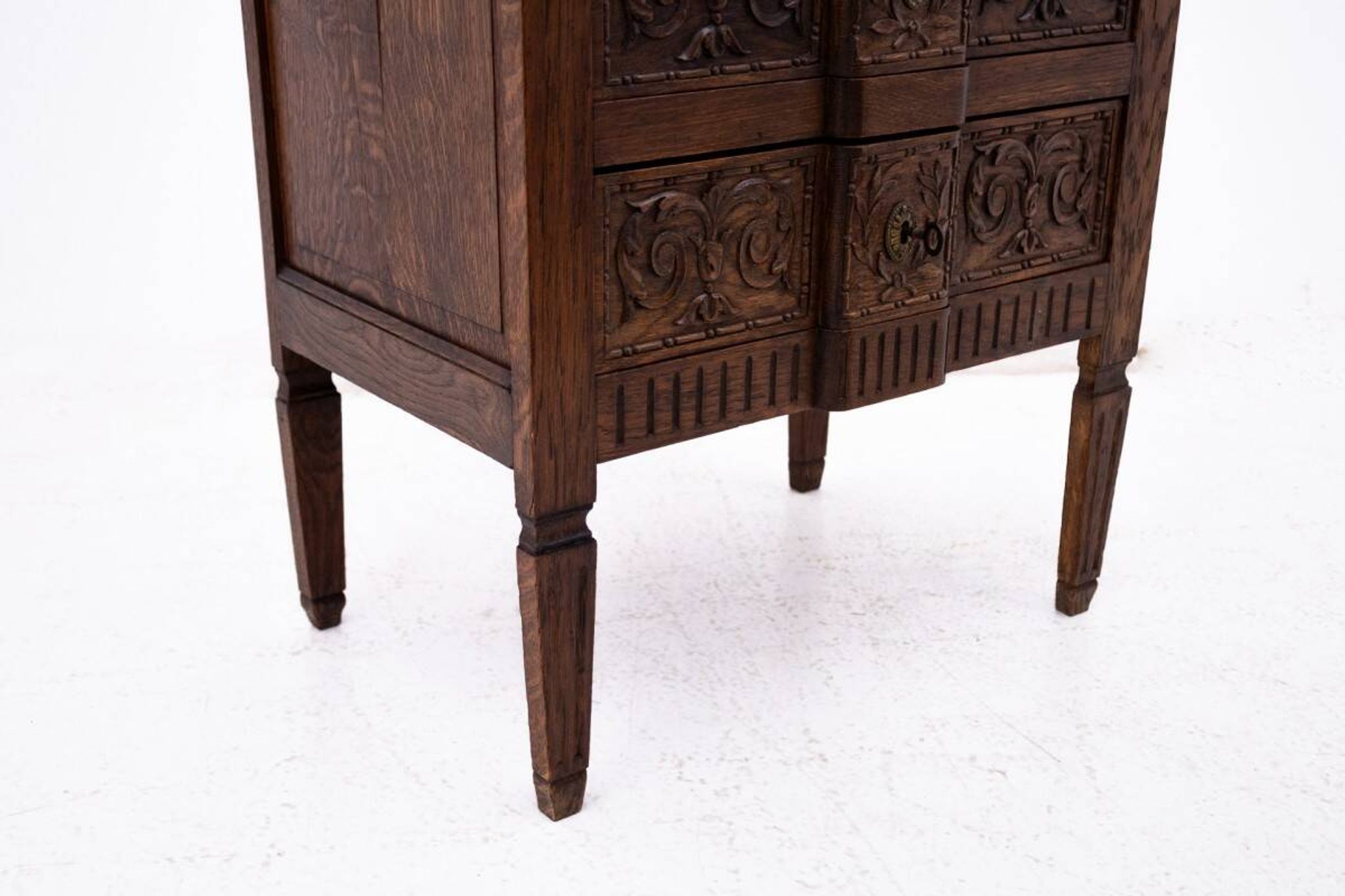 Narrow chest of drawers, France, ca. 1890.