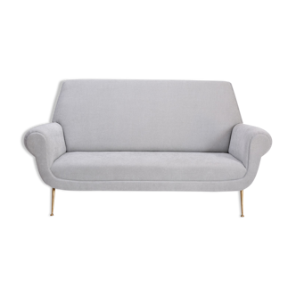 Reupholstered Grey Italian Mid-Century Modern sofa by Gigi Radice for Minotti