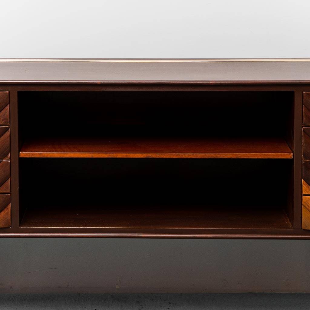 SIDEBOARD VINTAGE IN LEGNO CON DETTAGLI IN OTTONE ANNI ’60 MODERNARIATO