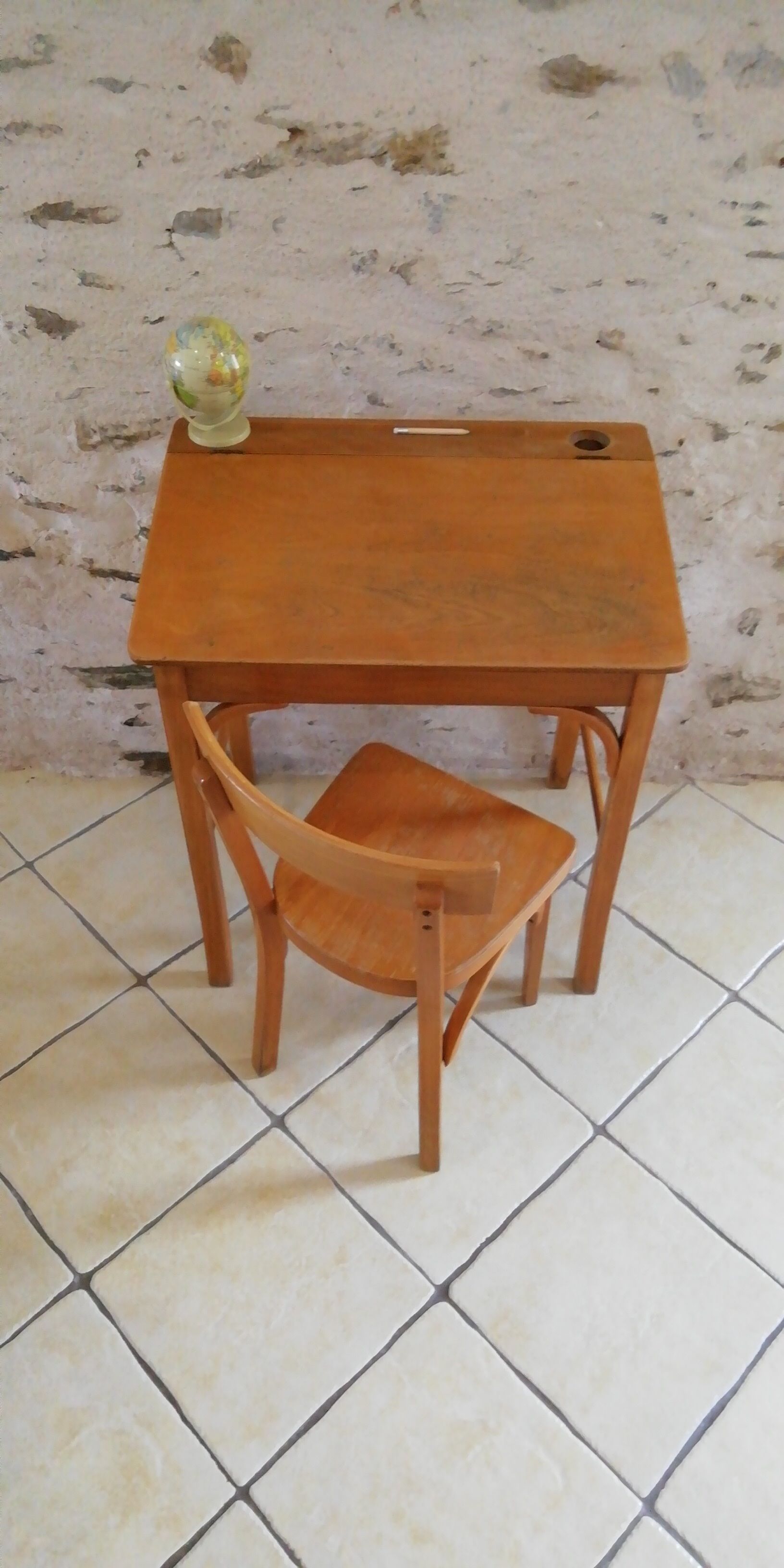 Baumann desk and chair