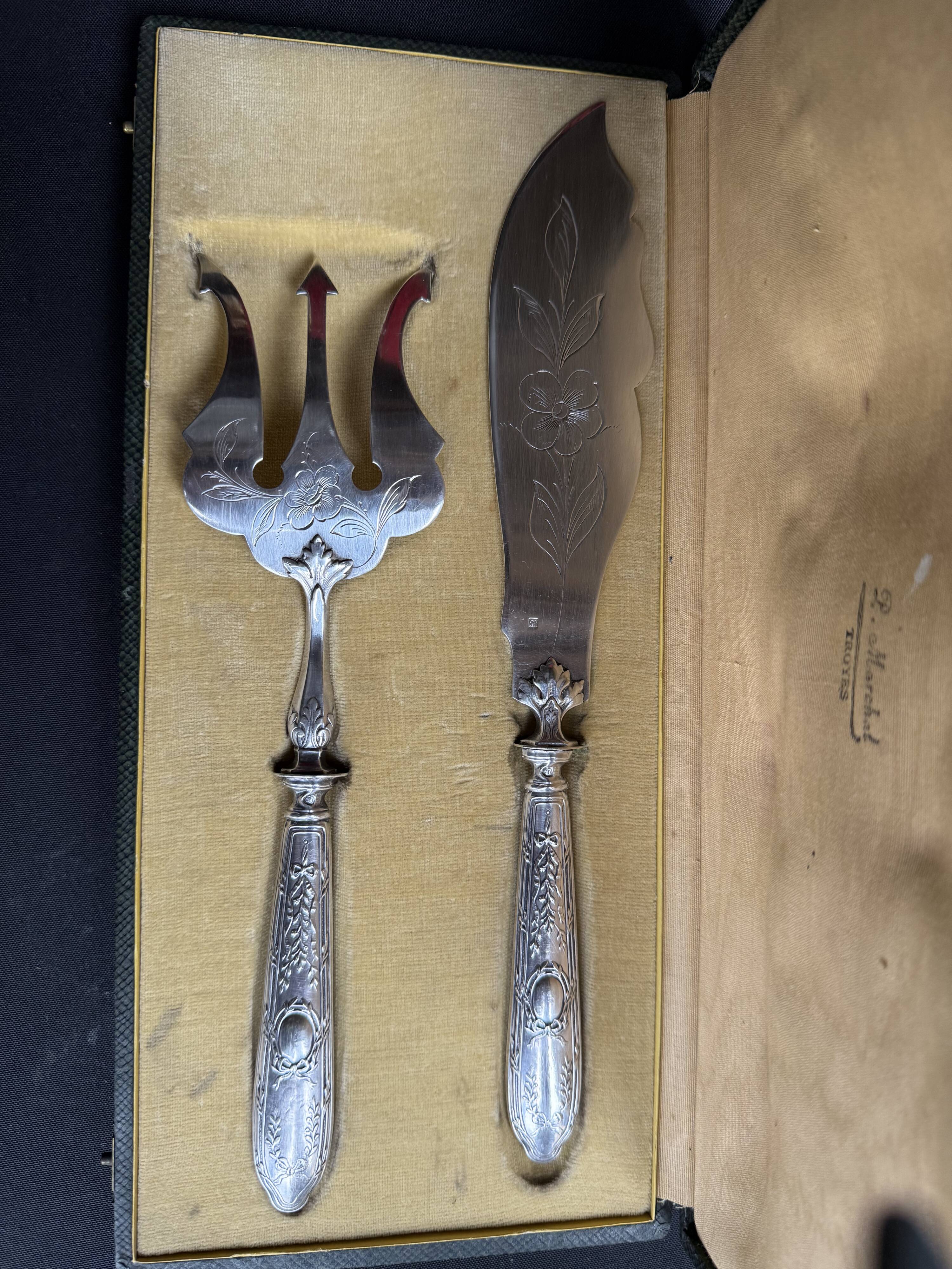 Fish Serving Cutlery – Silver and Silver Plated