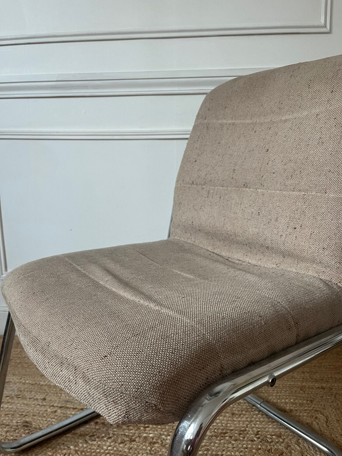 Chauffeuse chromée et tissu vintage