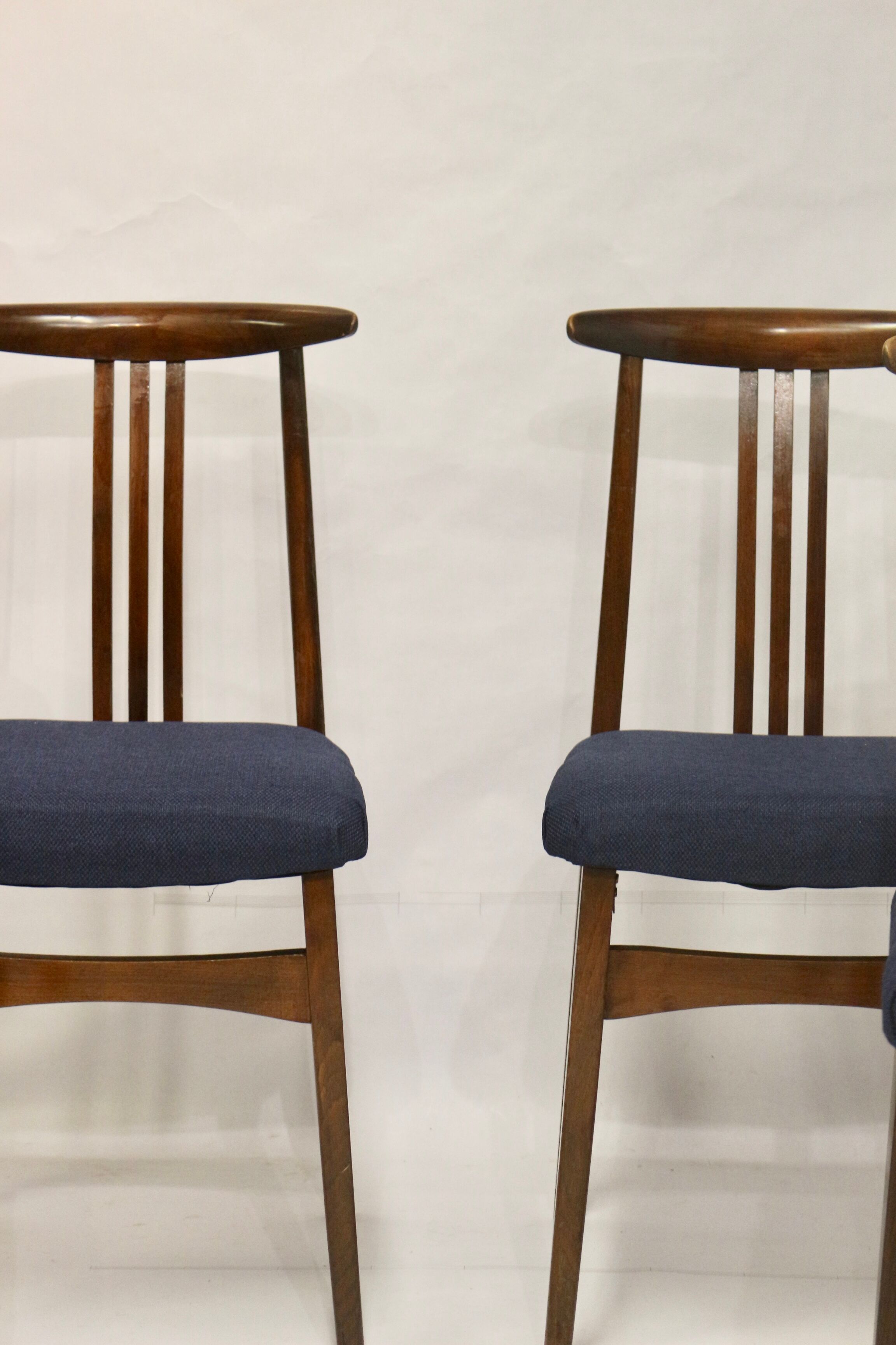 Set of 4 chairs from the 60s/70s, M. Zieliński type 200/100B. Ref Macha