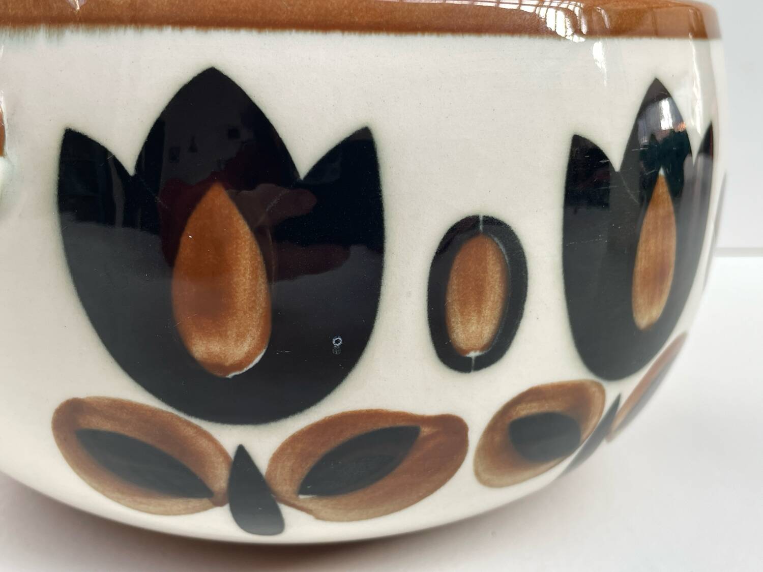 Vintage Boch "Kimono" cache-pot in earthenware – Belgium, 1950s