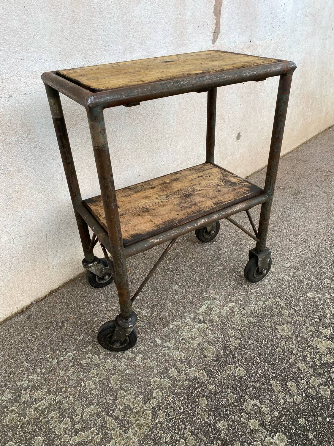 Workbench on casters