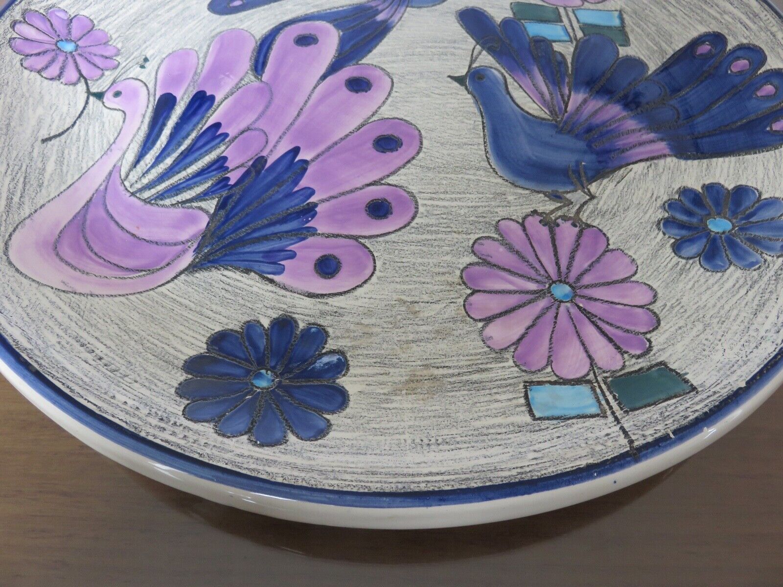 Ceramic decoration dish "peacock" Vega cuenca ecuador