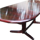 Midcentury extendable rosewood  dining table by edvard valentinsen