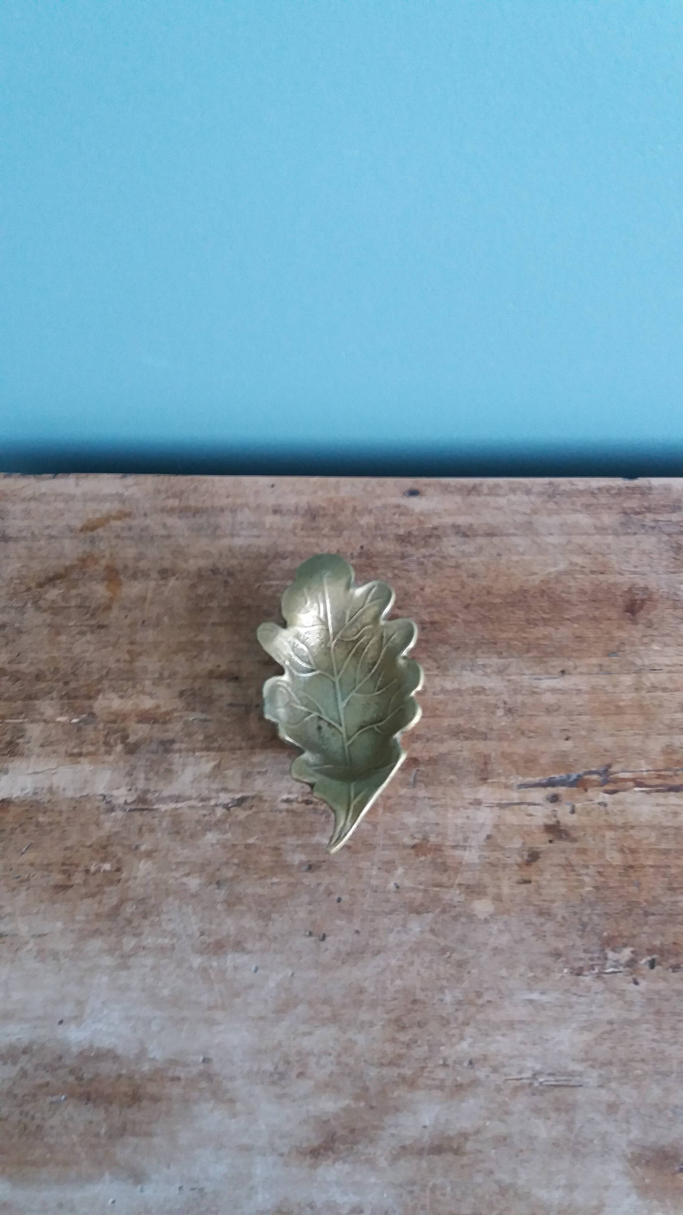 Cendrier feuille de chêne en bronze ou laiton