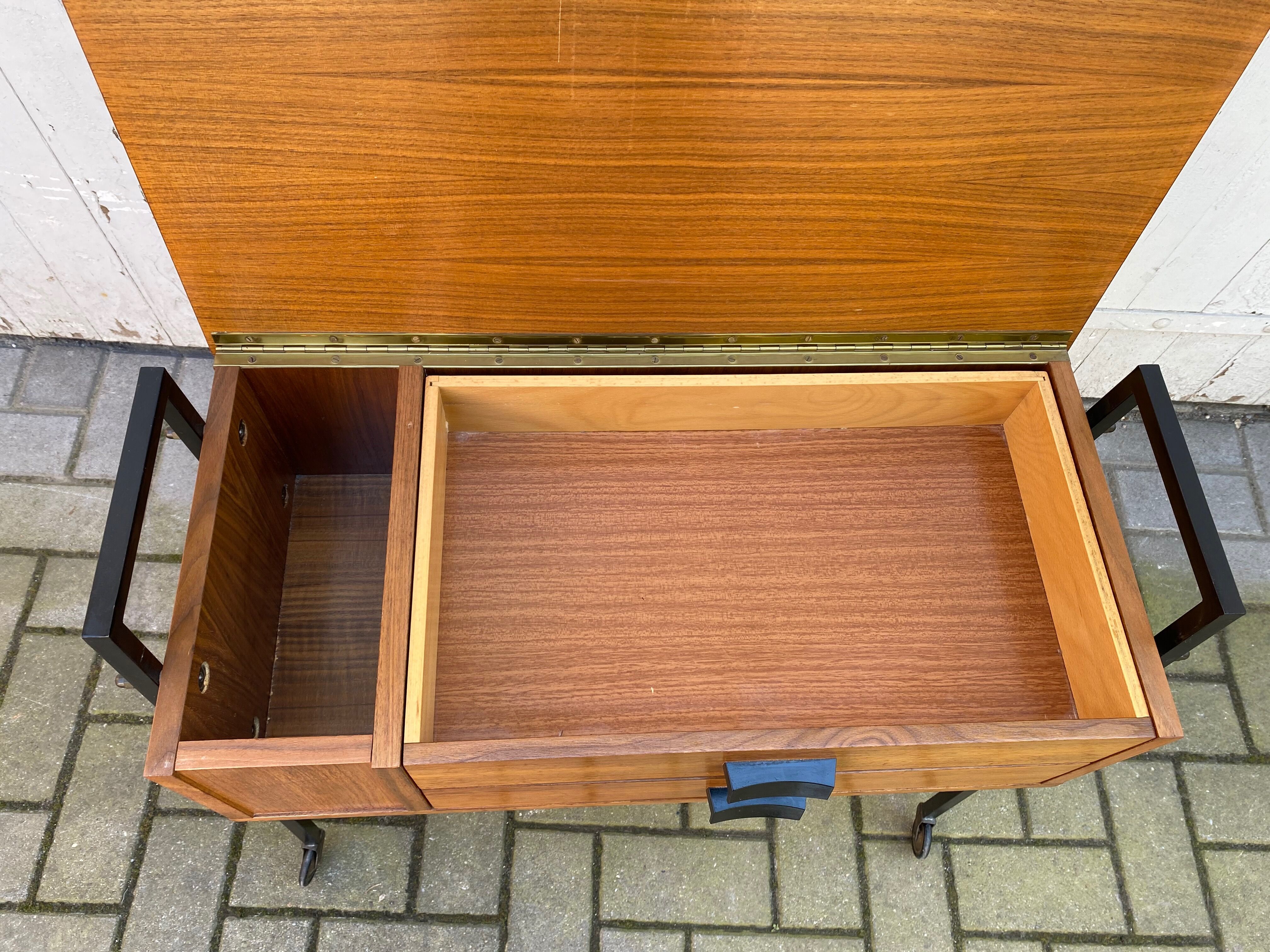 Meuble appoint vintage années 1960