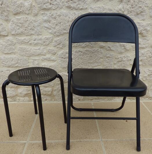 Black metal chair and stool set
