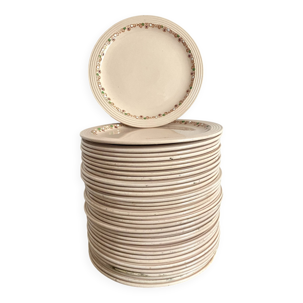 Assiettes plates Longwy modèle Betty