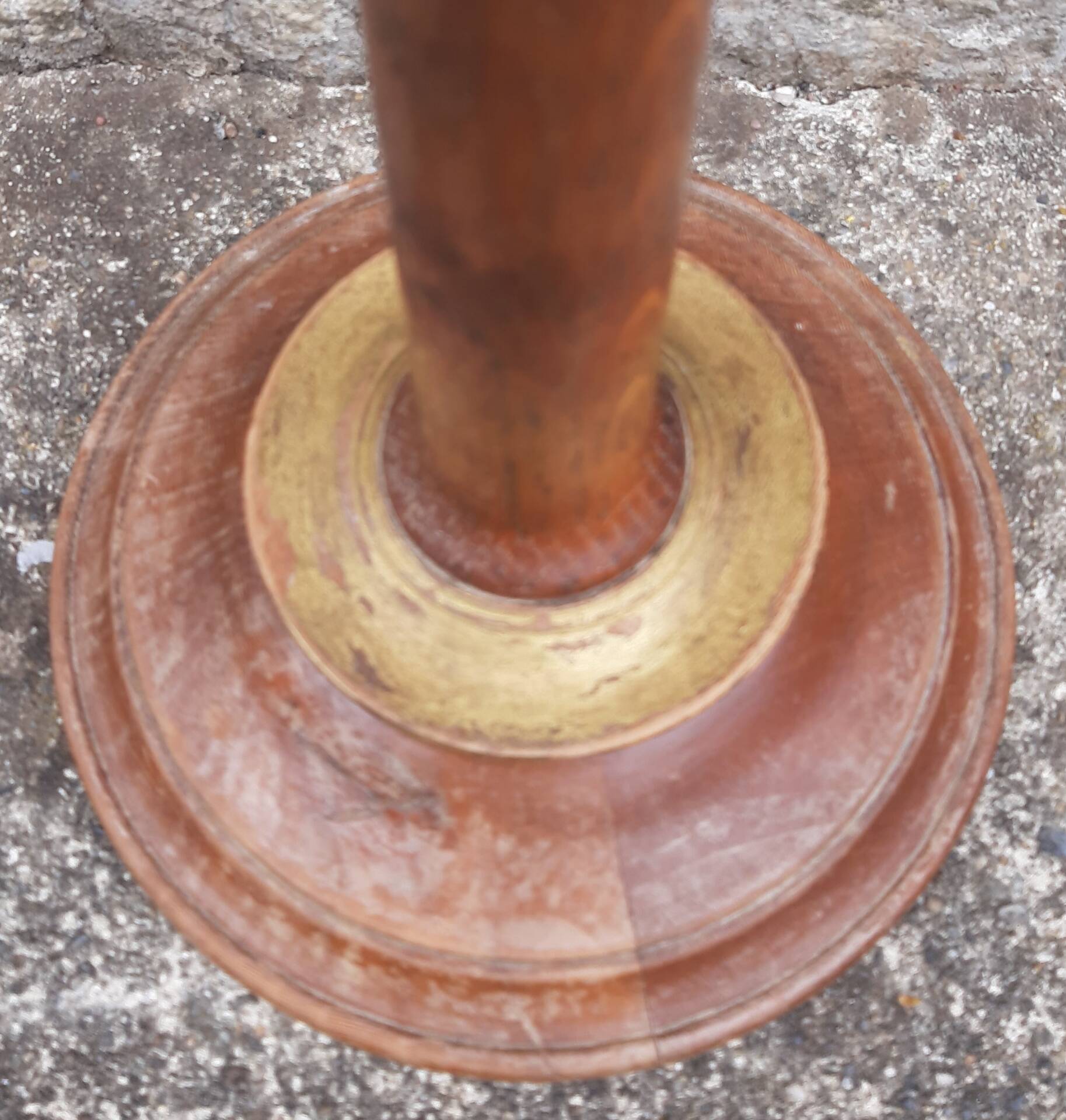 Candle holder, candlestick, chandelier or candelabrum in wood, height 85cm.