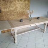 Renovated extendable oak table