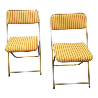 2 vintage chairs