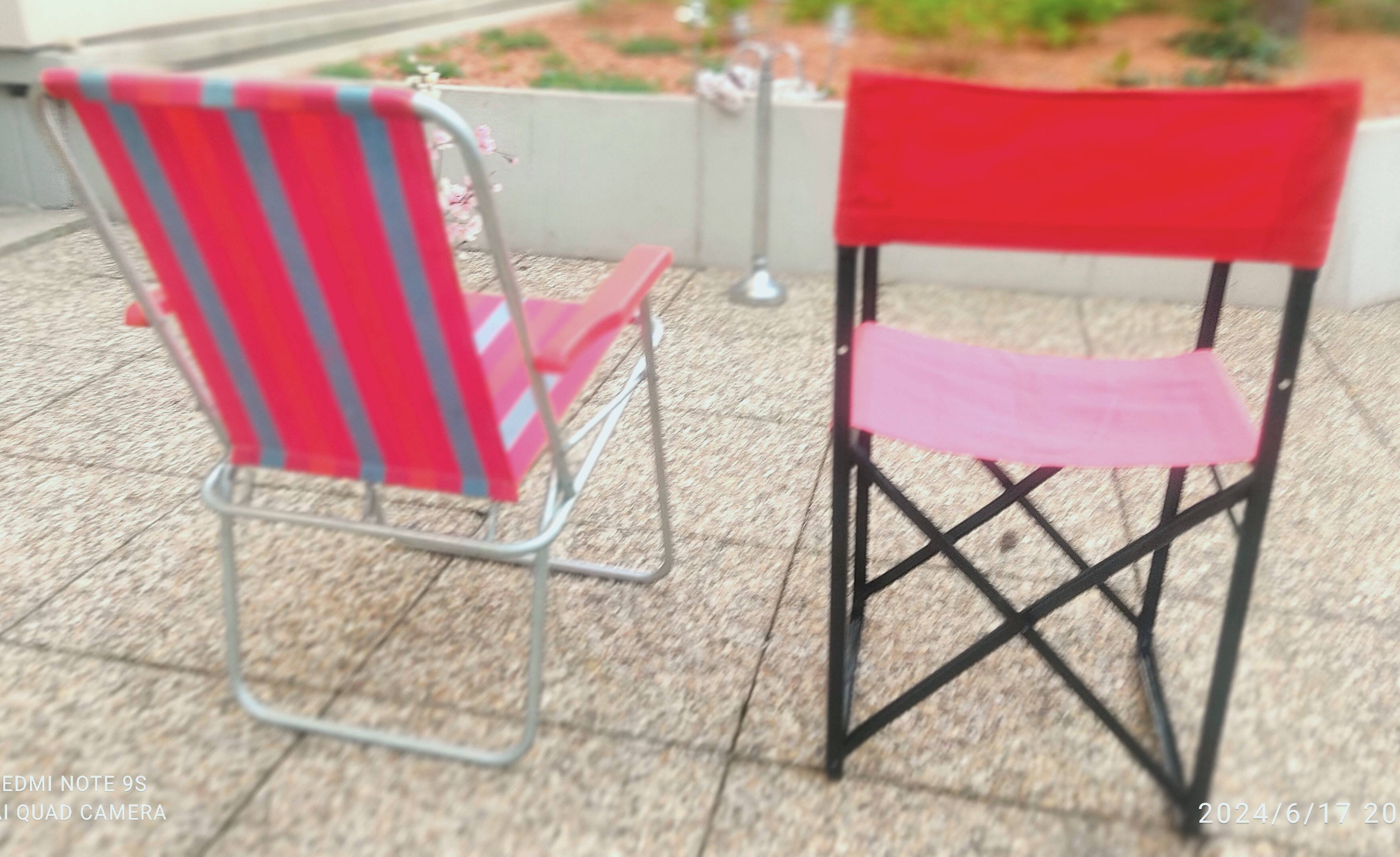 Pair of aluminum folding armchair and iron Director's armchair