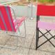 Paire de fauteuil pliant en aluminium et de fauteuil du Metteur-en-scène en fer