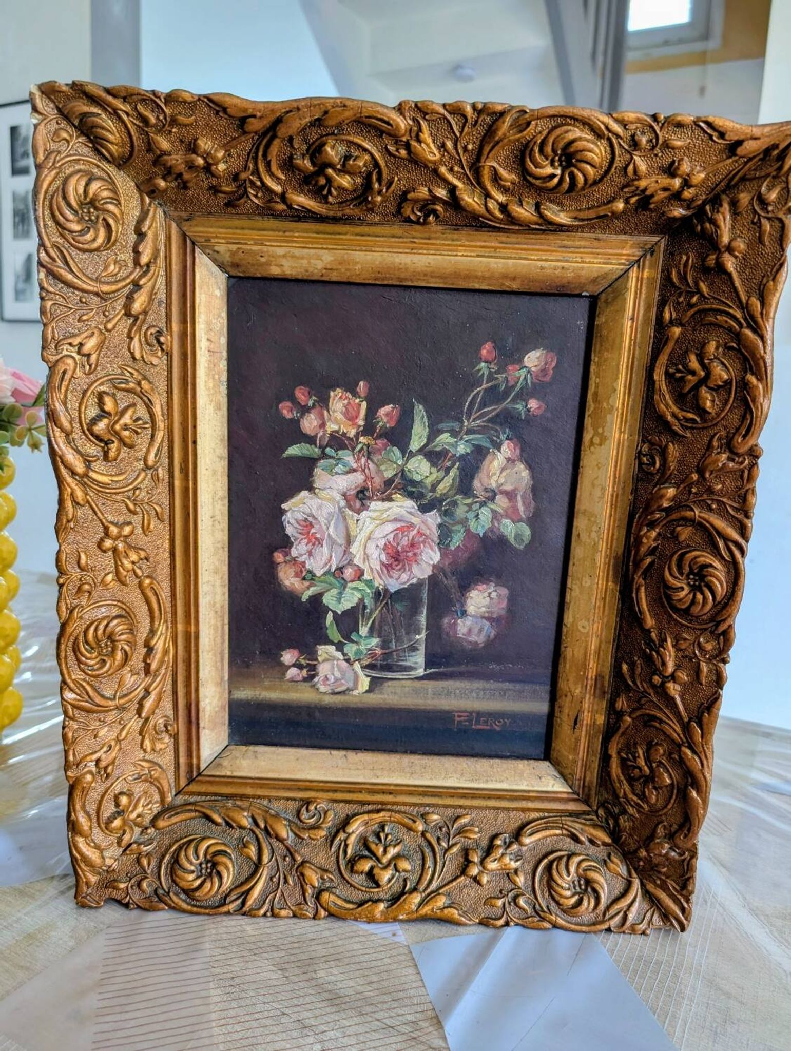 Tableau huile sur bois rose dans vase début XXeme
