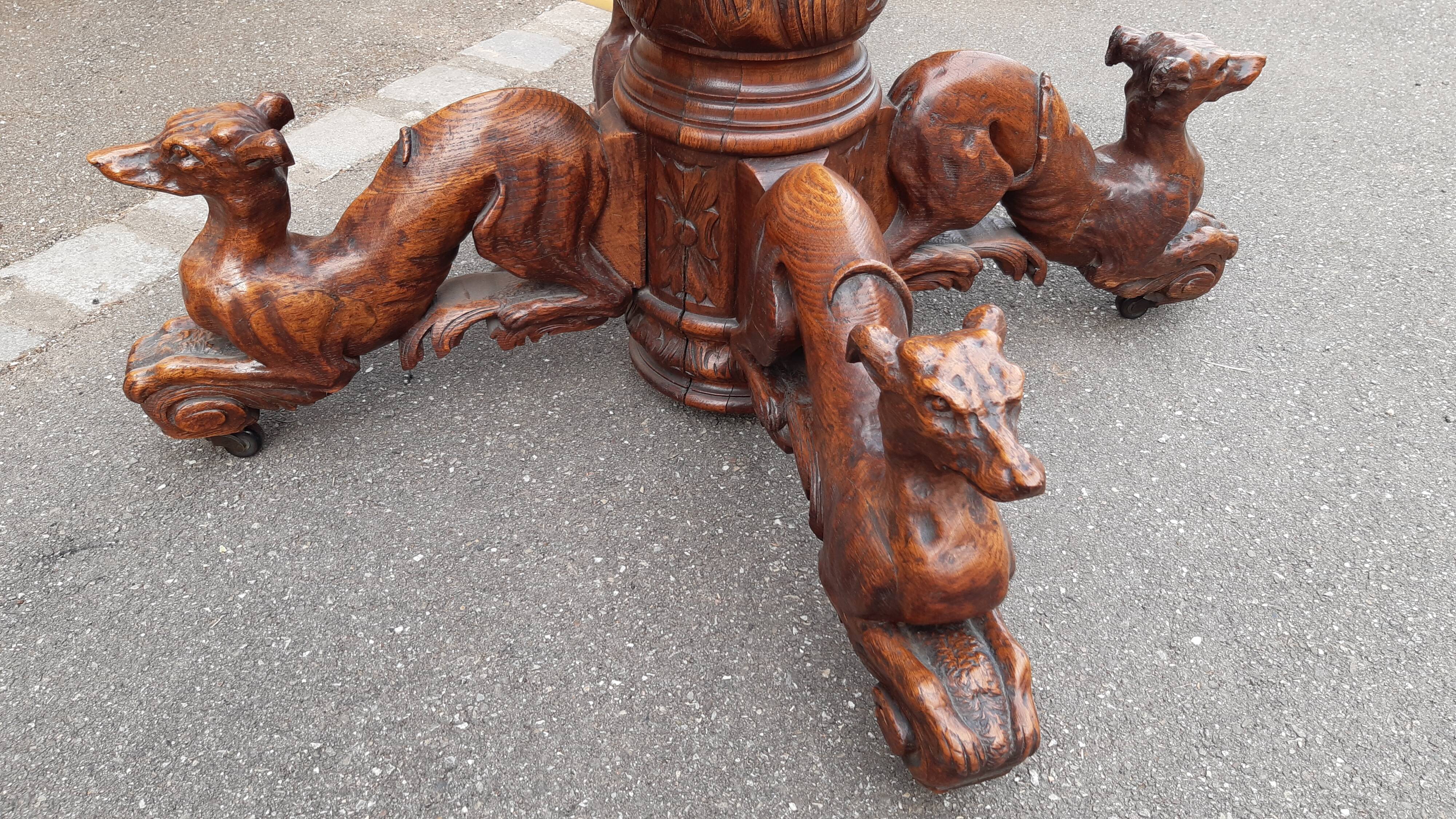 Round table "hunting scene" early twentieth century