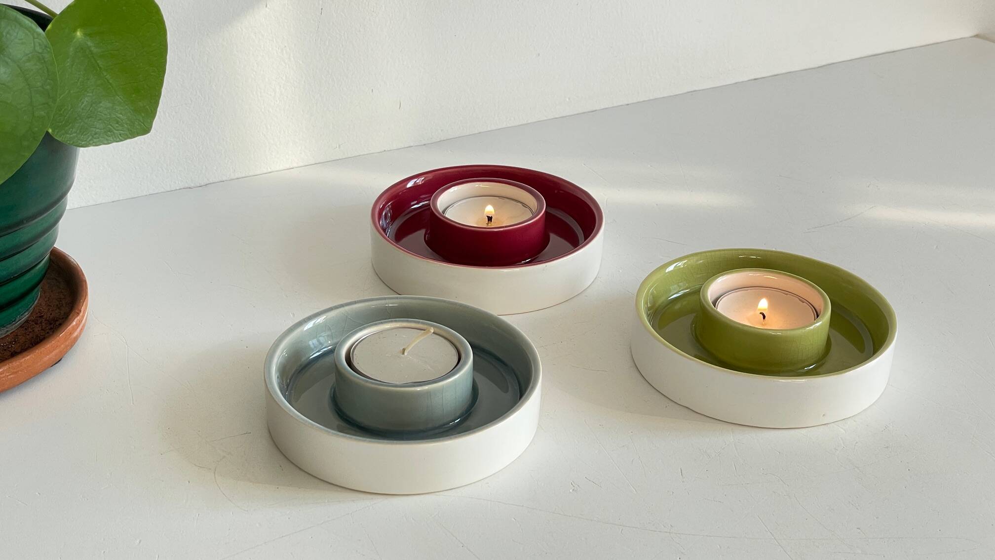 BOUGEOIRS Cracked Ceramic Candle Holder