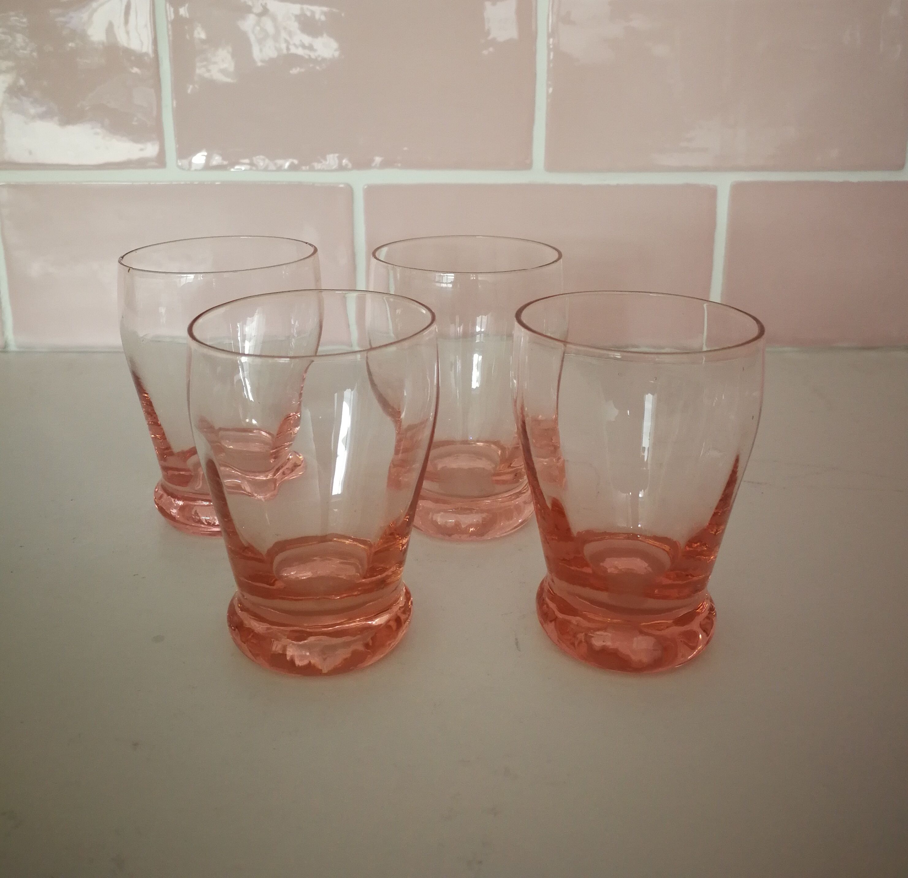 4 shots shoot Arcoroc in Rose Glass