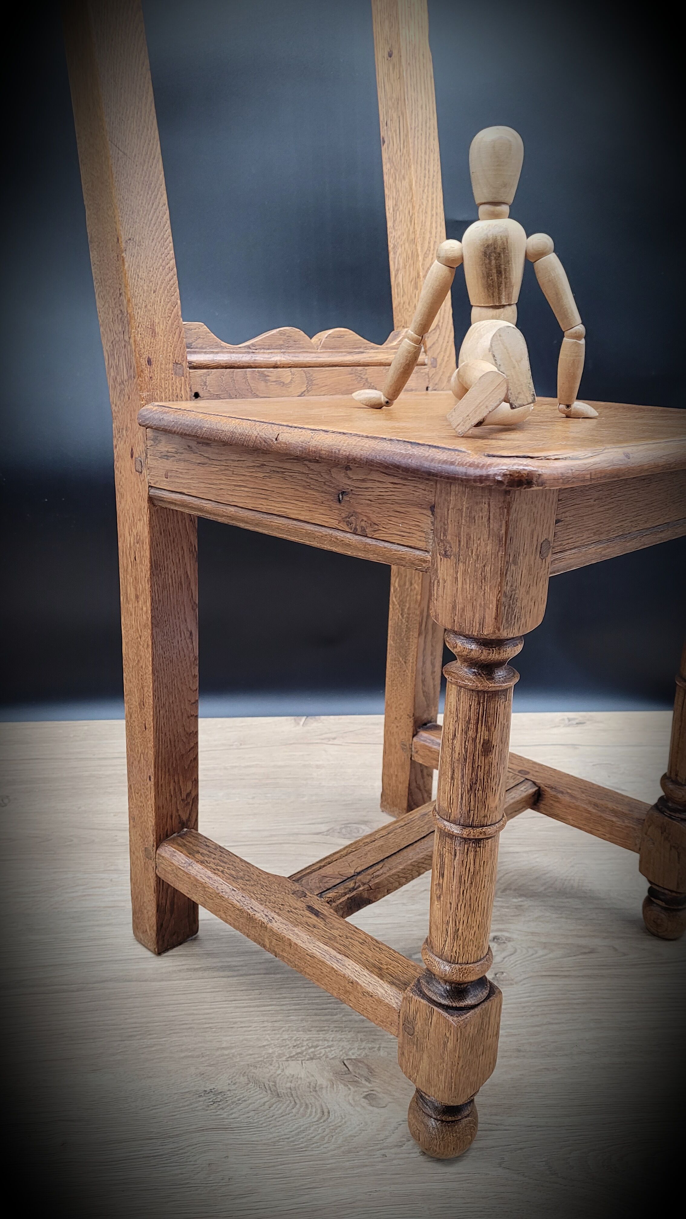 Solid wood country chair