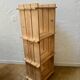 Ensemble d'étagères en bois sur pieds