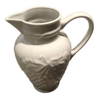 Porcelain decanter