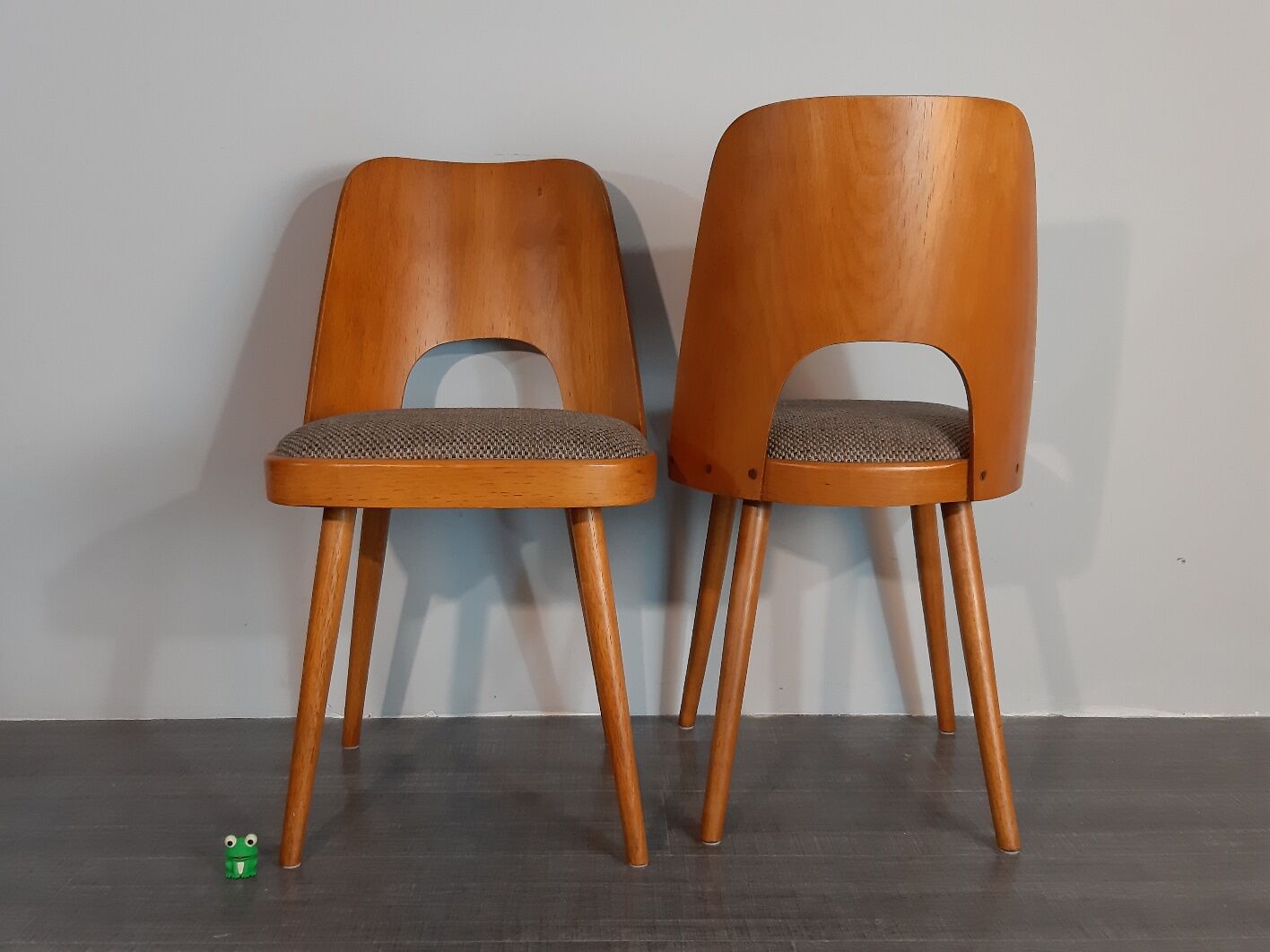 Set 4 chaises TON 515 en hêtre par Oswald Haerdtl 1955