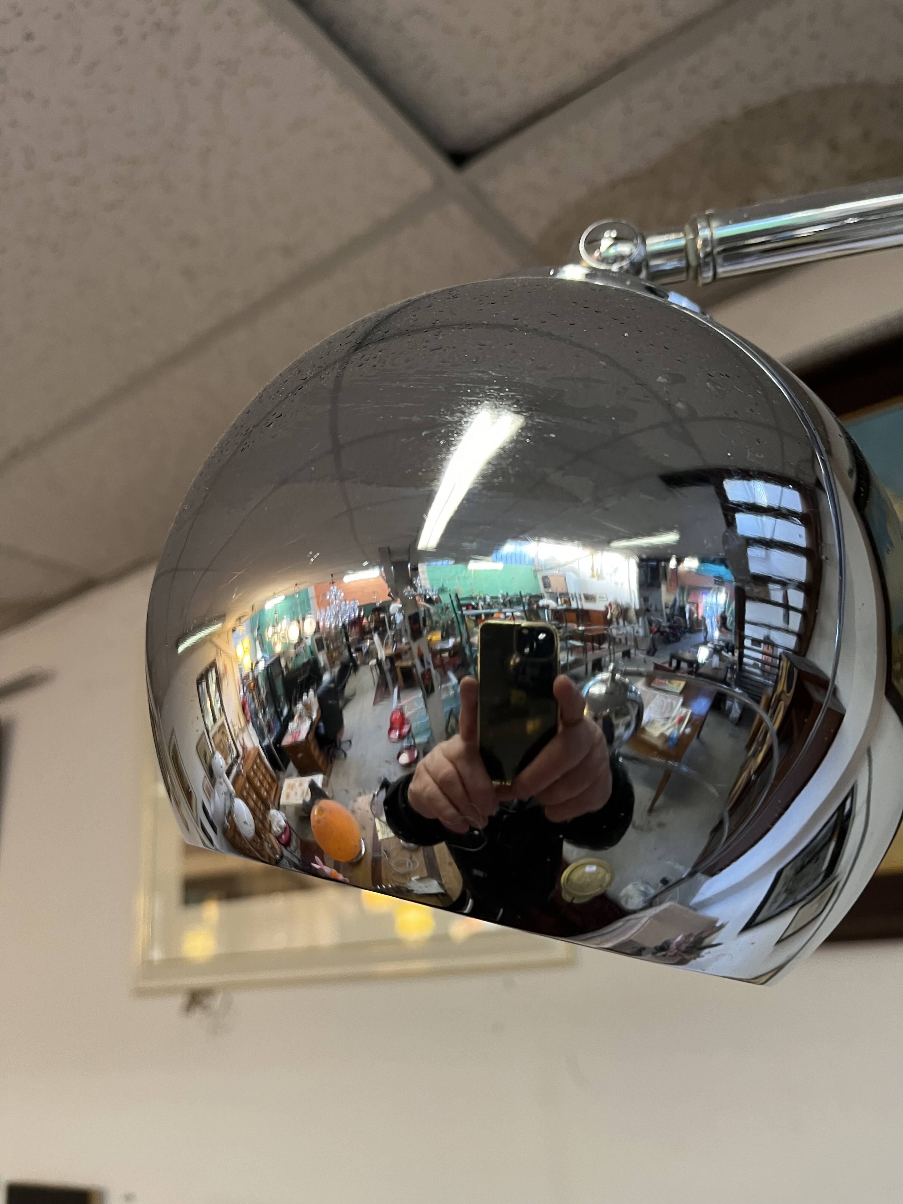 Lily of the valley floor lamp 1970 design Goffredo Reggiani