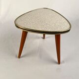 Formica tripod plant holder