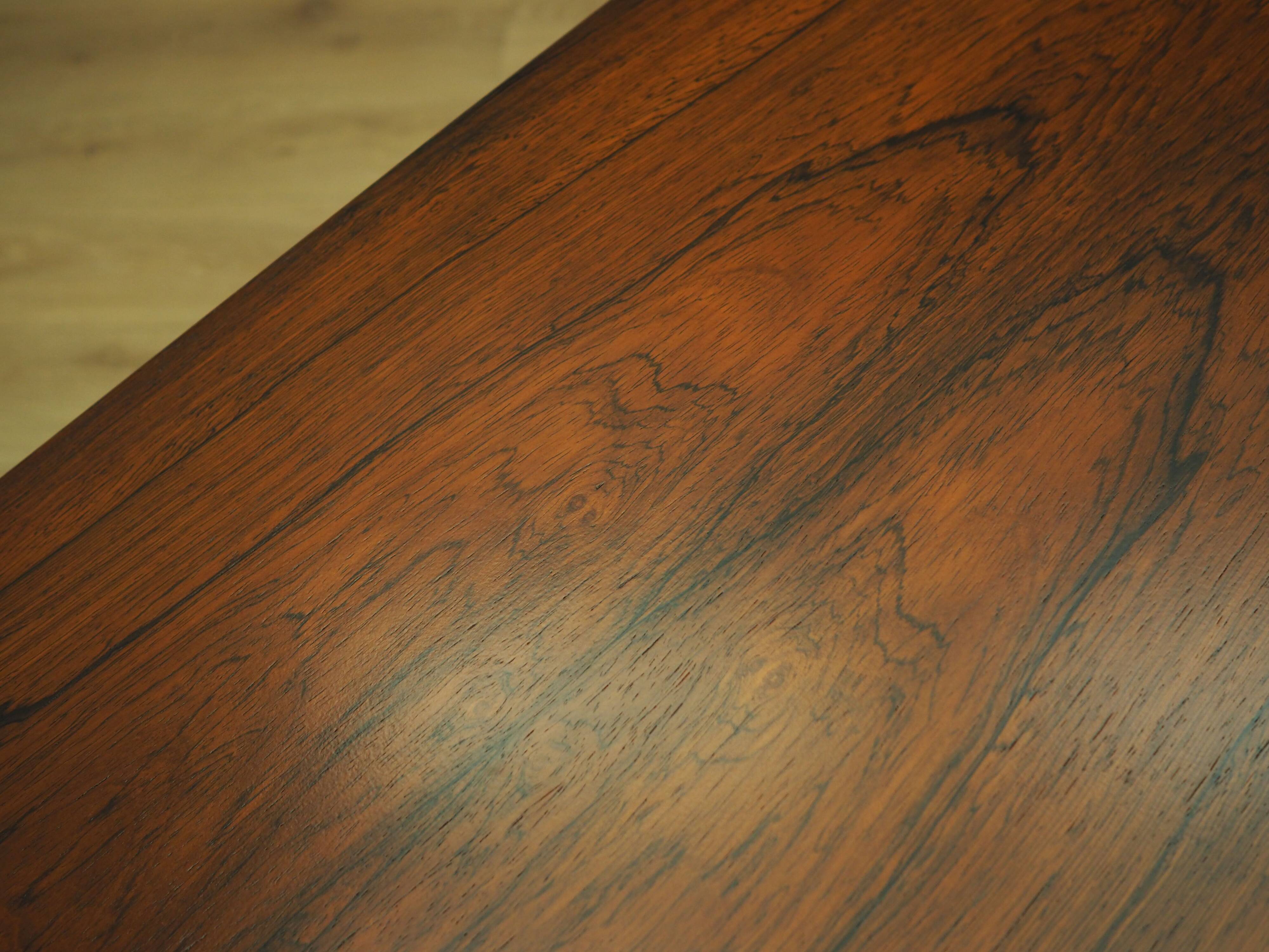 Buffet en palissandre, design danois, années 1970, production : Danemark