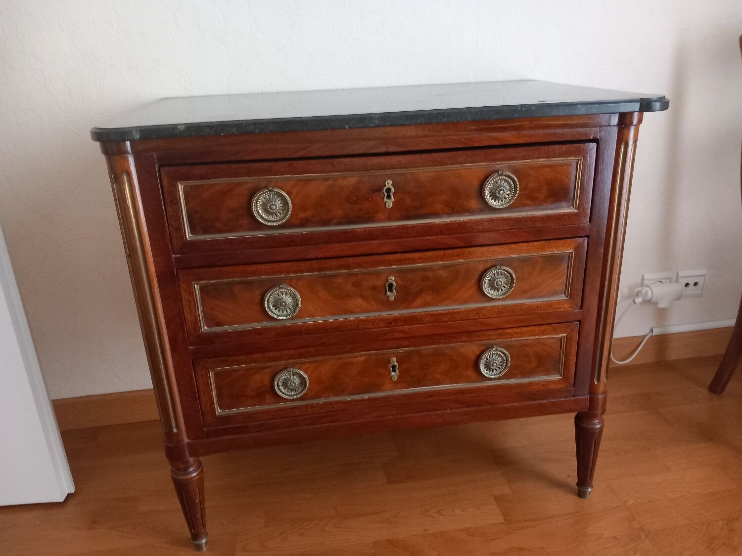 Louis XVl style chest of drawers