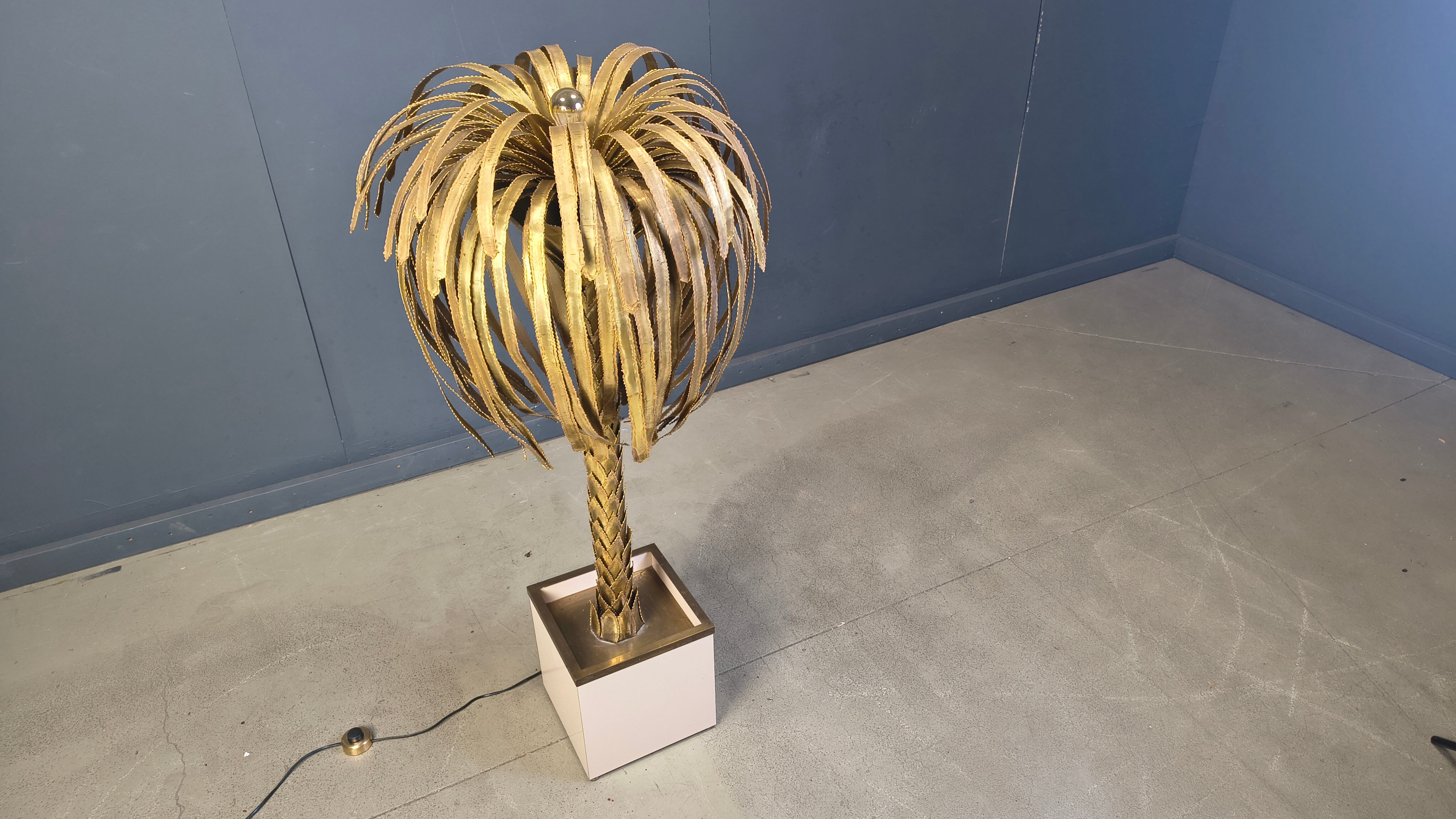 Brass palm tree floor lamp by Maison Jansen, 1970s