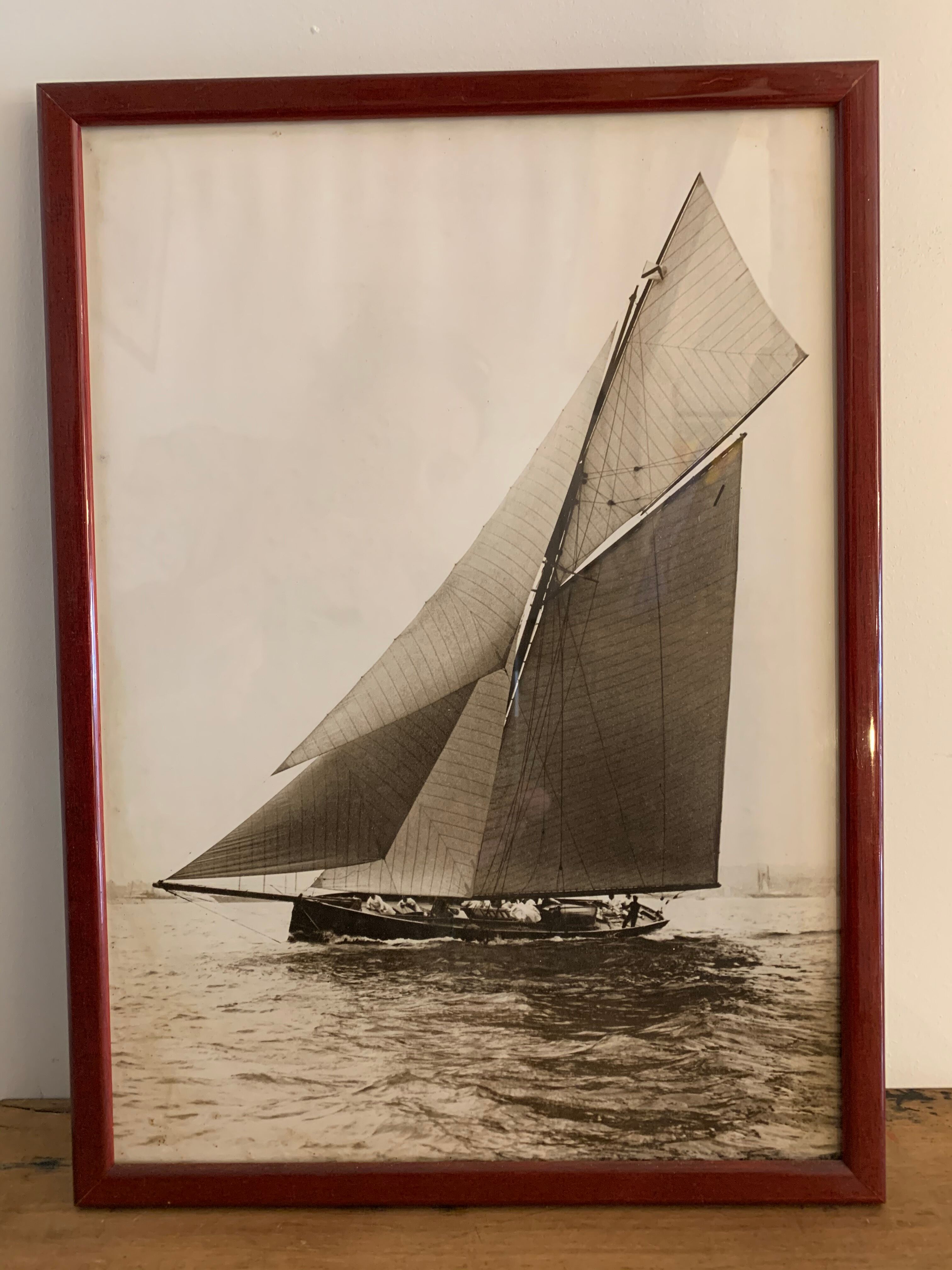 Lot of 3 photographs theme fishing ocean sails