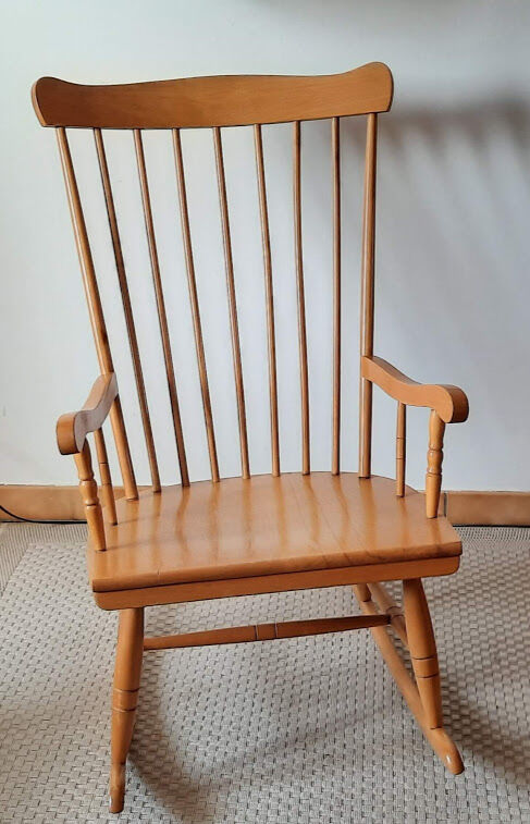Vintage rocking-chair