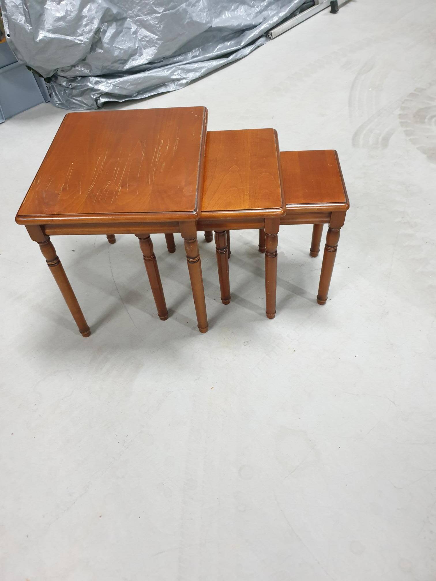3 nesting tables in cherry wood, Louis Philippe style