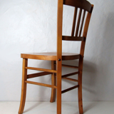 Chaise en bois vintage
