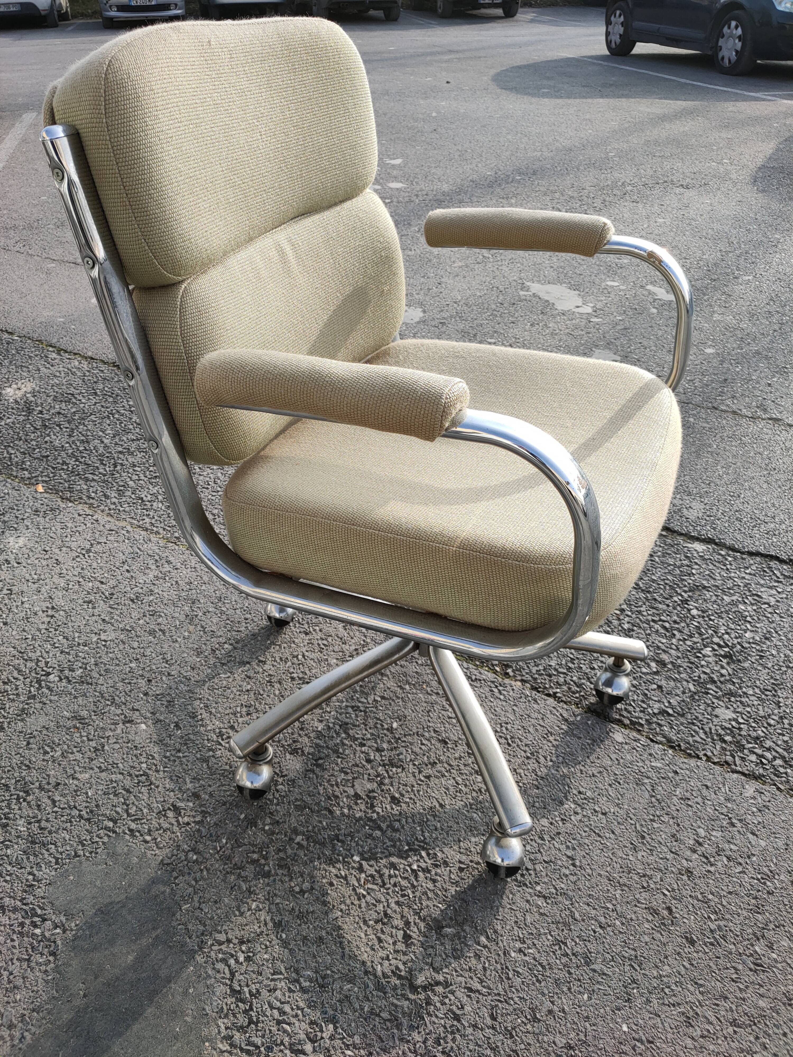 Frank deorner office chair