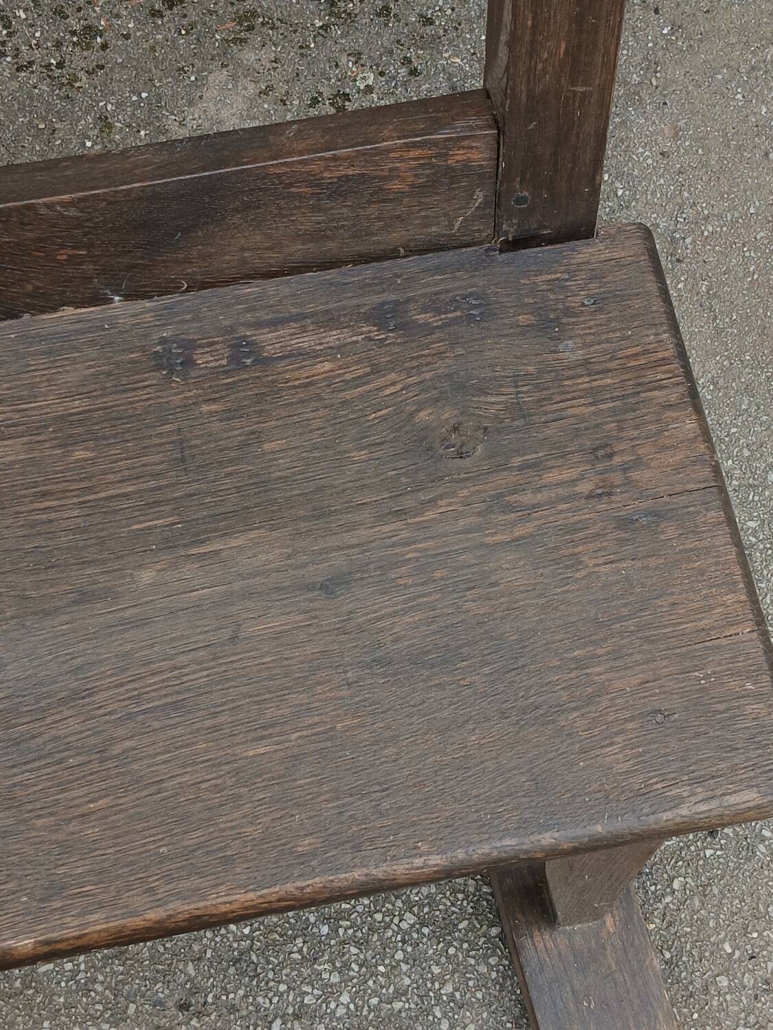19th century oak church pew, 257 cm