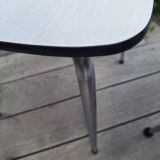 Formica table 2 chairs 2 stools