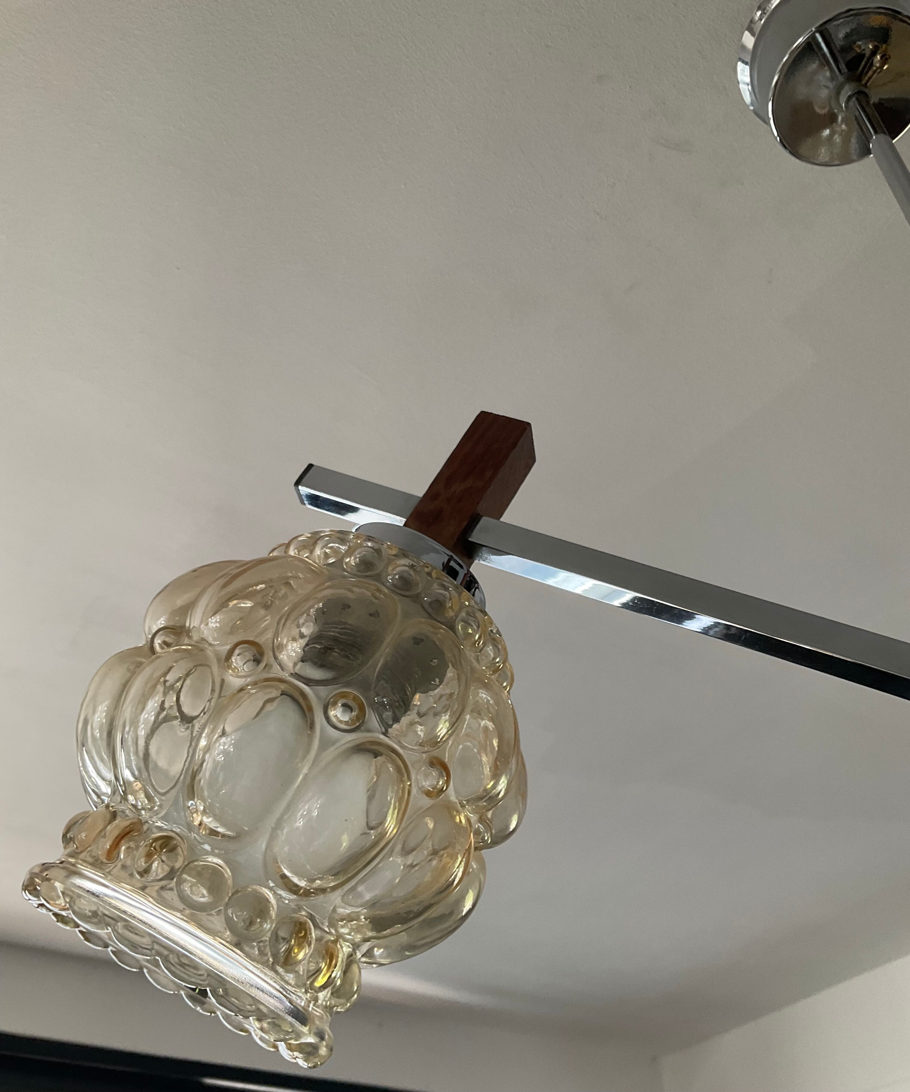 Lustre scandinave années 60 en teck et métal chromé