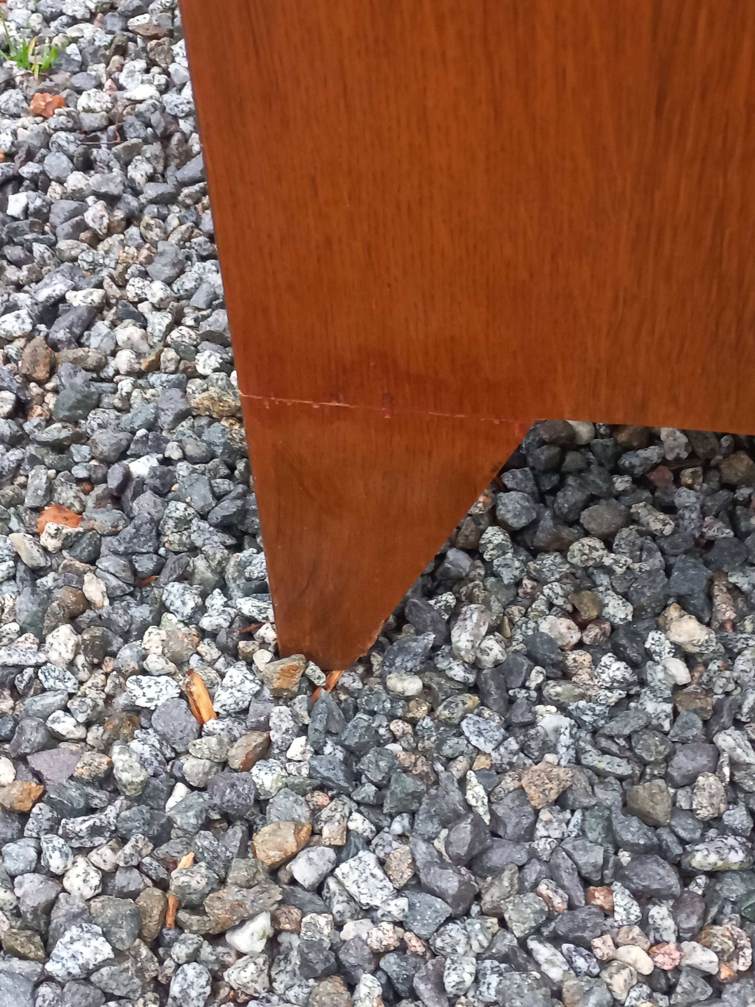 Enfilade vintage en chêne doré portes coulissantes pieds compas 1950