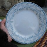 Iron earth plates of Creil and Montereau