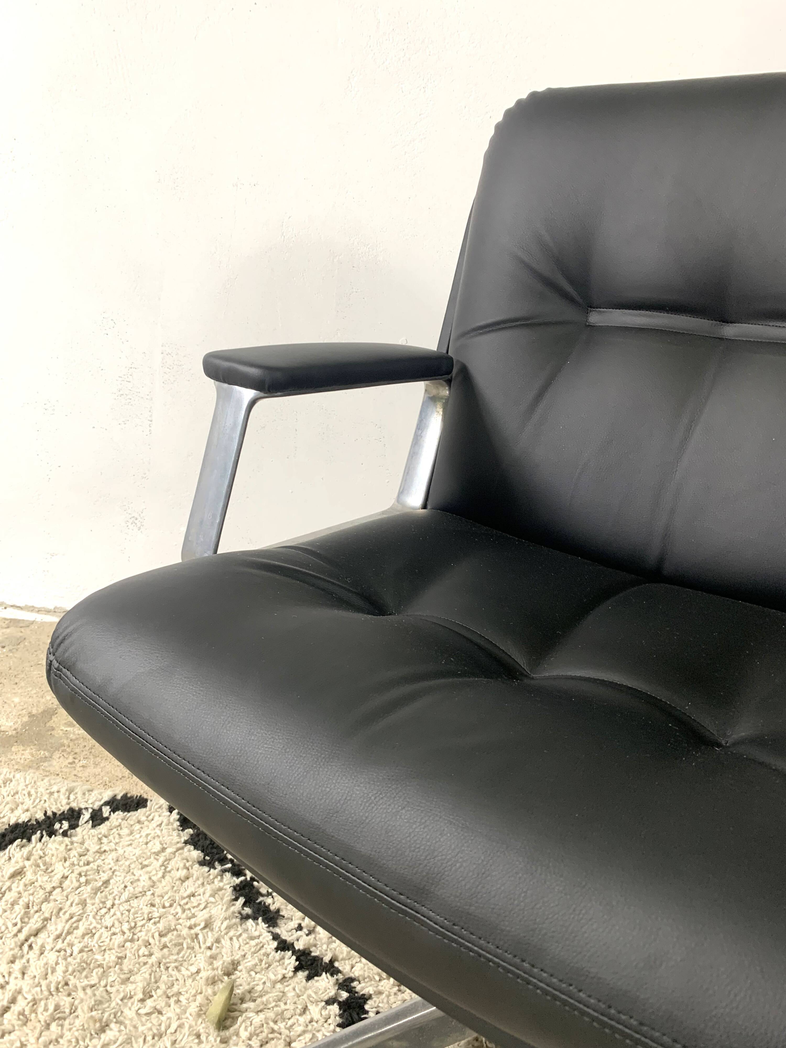 Italian Design Office Leatherette Armchair By Vaghi