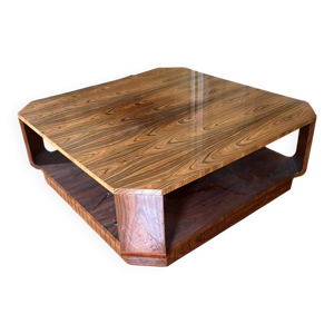 Table basse en bois exotique