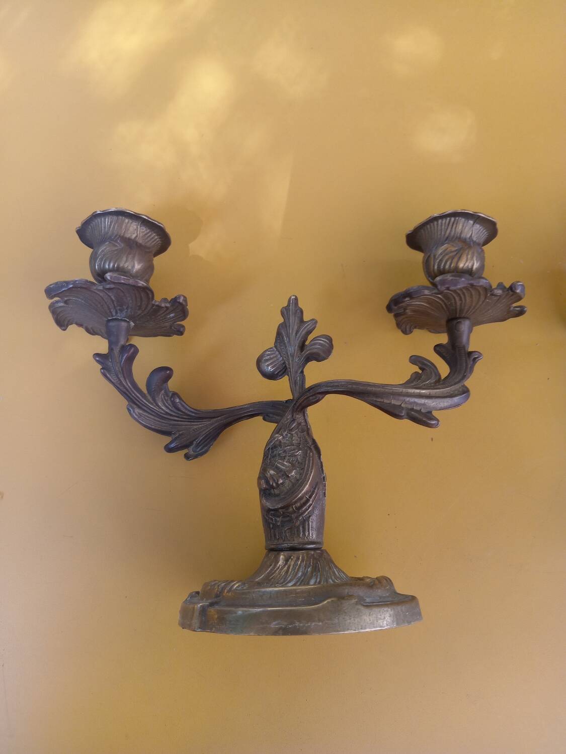Paire de chandeliers en bronze doré