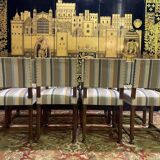 Suite de 8 chaises style Renaissance chêne