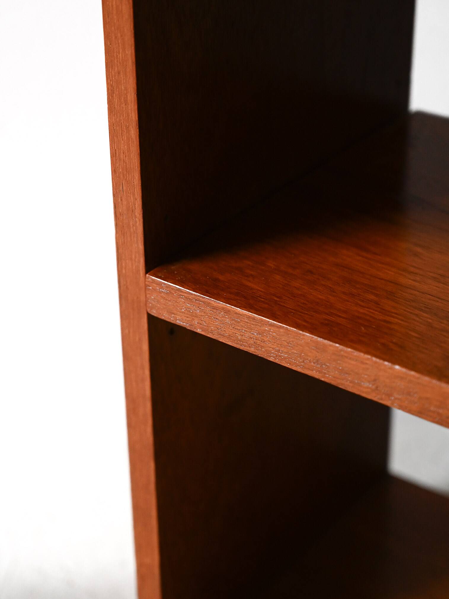 Entryway console with drawers