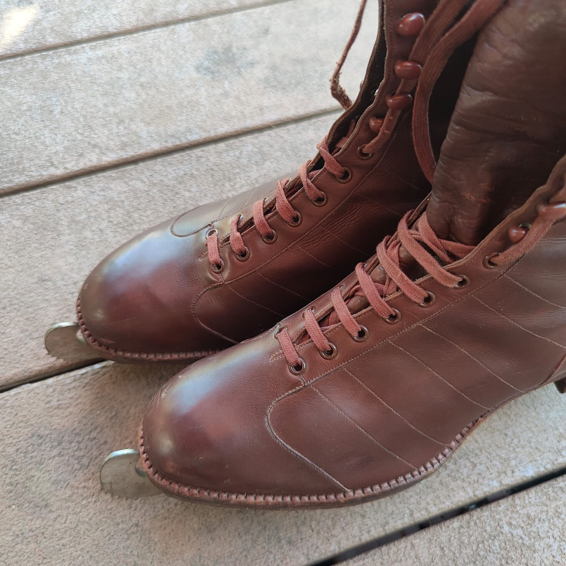 Rare pair of women's ice skates, Schumacher St. Moritz, circa 1910-11.